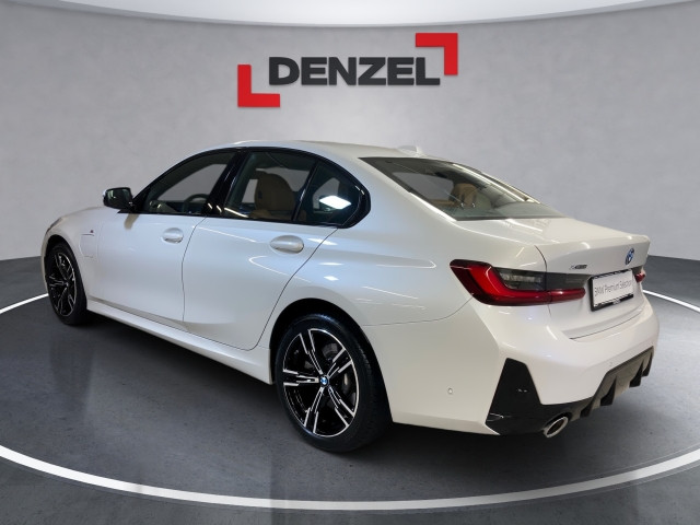 Bild 2: BMW 330e xDrive Limousine MX G20