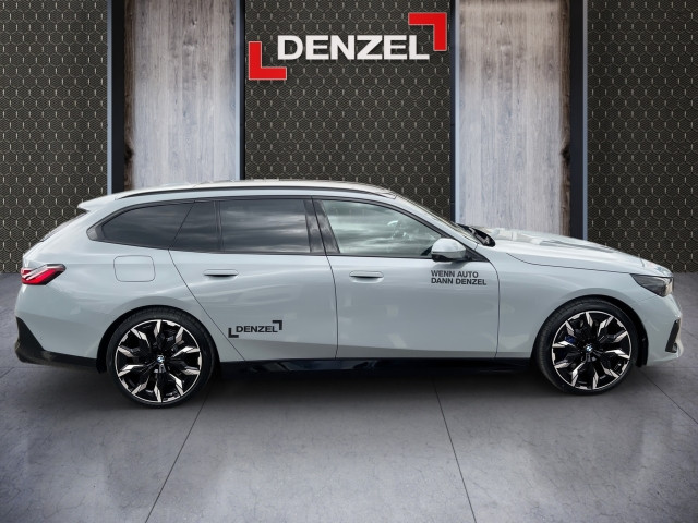 Bild 17: BMW i5 xDrive40 Touring