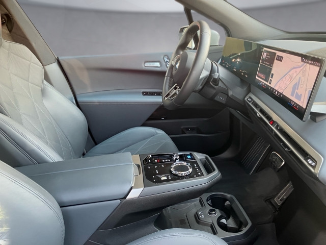 Bild 6: BMW iX xDrive45