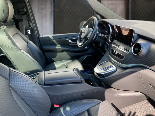 Bild 8: Mercedes V 300 d Kombi 4MATIC lang Avantgarde Aut. A-Edition