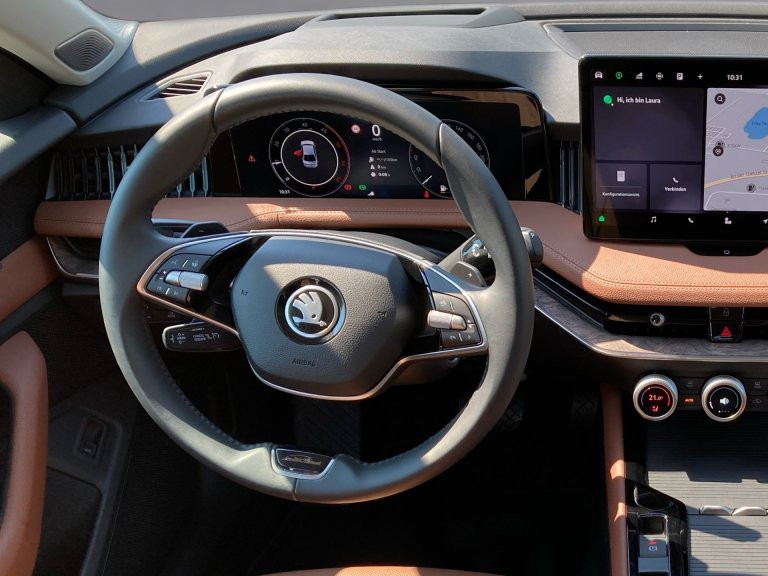 Bild 9: Skoda Superb Allrad 2,0 TDI Laurin & Klement 4x4 DSG