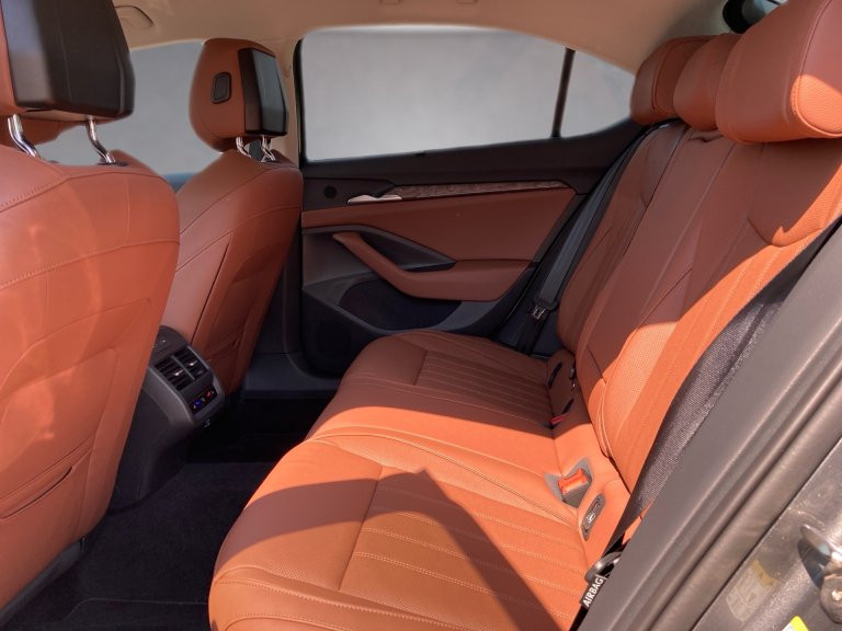 Bild 11: Skoda Superb Allrad 2,0 TDI Laurin & Klement 4x4 DSG