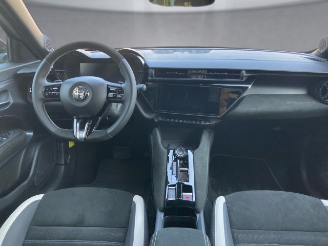 Bild 8: Alfa Junior Ibride Sport Speciale