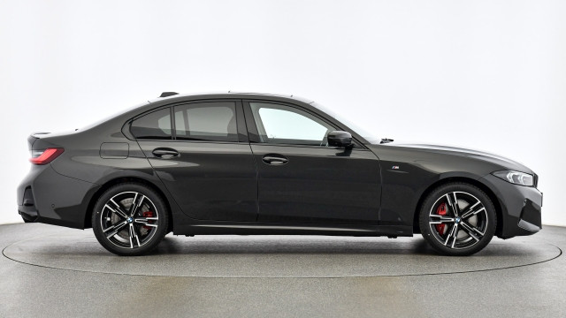 Bild 9: BMW 320i xDrive Limousin