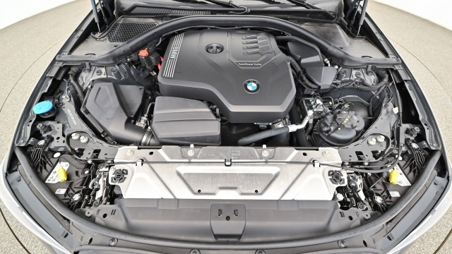 Bild 5: BMW 320i xDrive Limousin