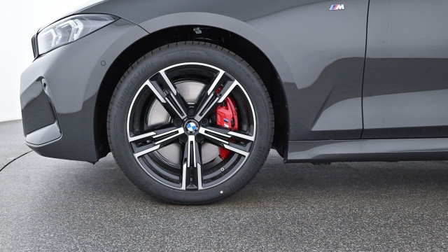 Bild 6: BMW 320i xDrive Limousin