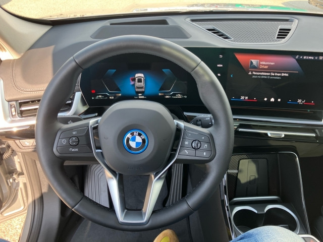 Bild 14: BMW X1 xDrive25e U11 XB2