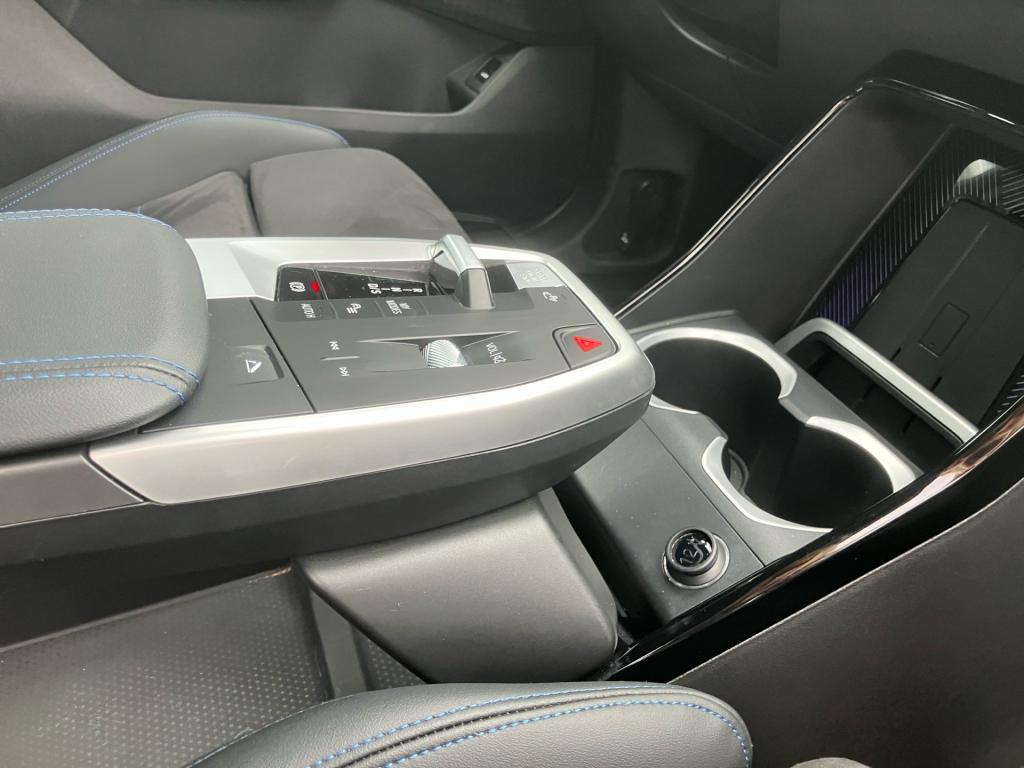Bild 12: BMW X1 xDrive25e U11 XB2