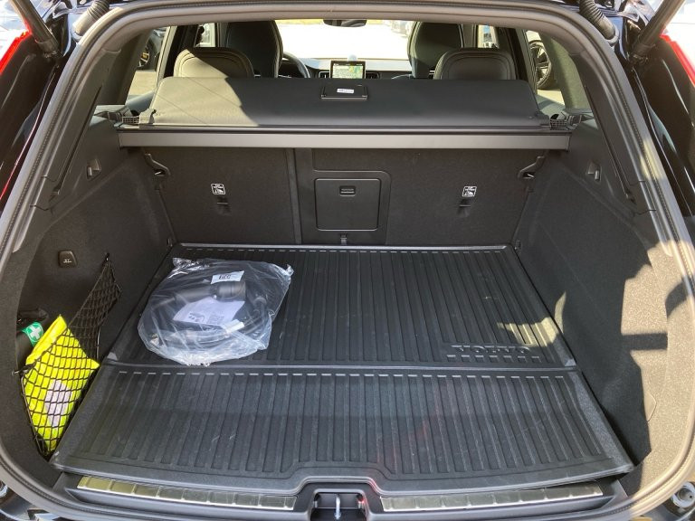 Bild 12: VOLVO PKW XC60 T6 Ultra Dark