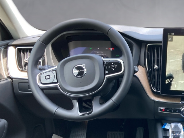 Bild 1: VOLVO PKW XC60 Plus, T6 AWD Plug-in Hybrid, Elektrisch/Benzin, Dark