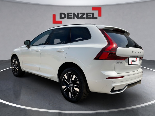 Bild 7: VOLVO PKW XC60 Plus, T6 AWD Plug-in Hybrid, Elektrisch/Benzin, Dark