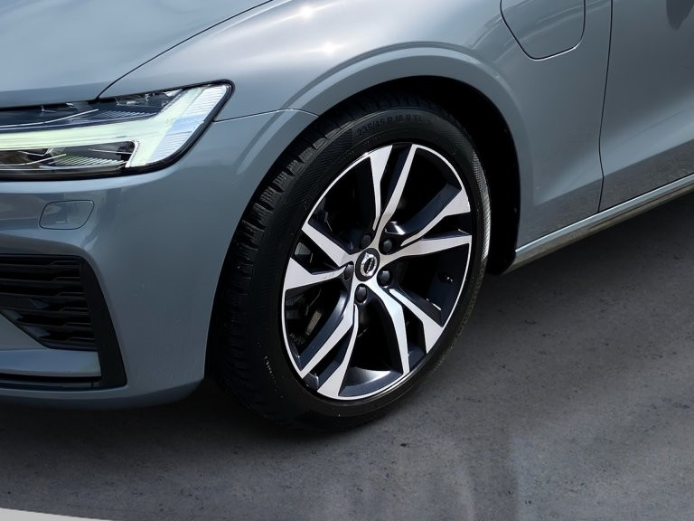 Bild 7: VOLVO PKW V60 T8 AWD Recharge PHEV R-Design
