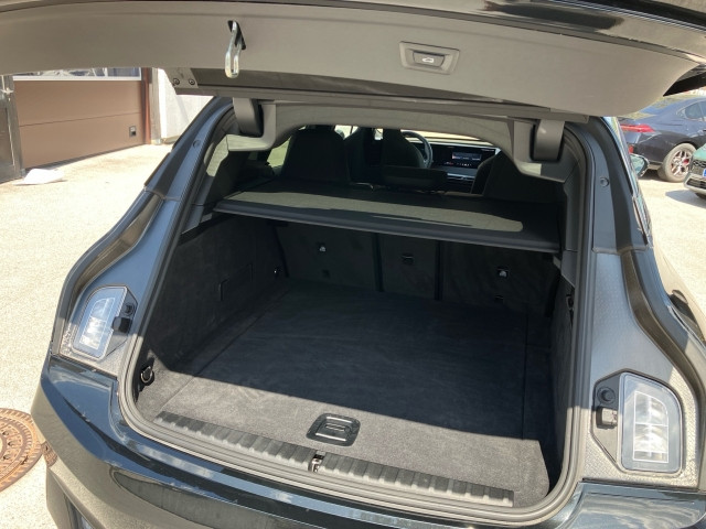 Bild 12: BMW PKW i-Serie iX xDrive60