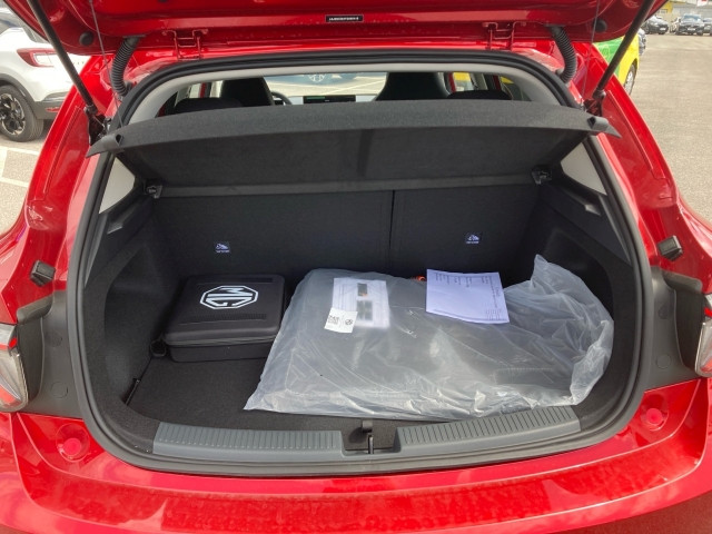 Bild 10: MG MG4 Urban Luxury 54kwh MY25 Österreich Paket EV/PHEV