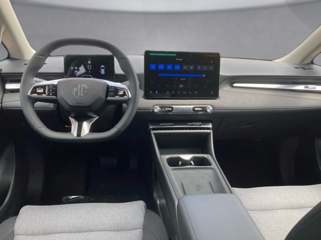 Bild 6: MG MG4 Urban Luxury 54kwh MY25 Österreich Paket EV/PHEV