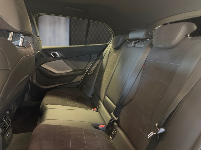 Bild 11: BMW 120 5-Türer F70 B38