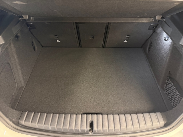 Bild 12: BMW 120 5-Türer F70 B38