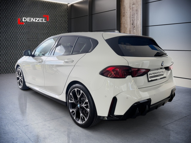 Bild 2: BMW 120 5-Türer F70 B38
