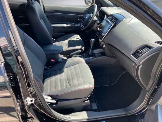 Bild 10: Mitsubishi ASX 2,0 Invite 2WD Black Line