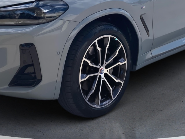 Bild 7: BMW X4 xDrive 30d 48 V A