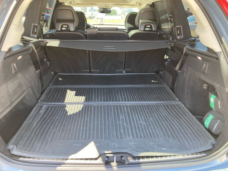 Bild 12: VOLVO PKW XC90 Ultimate, B5 AWD Mild Hybrid, Diesel, Dark, 7-Sitzer (3