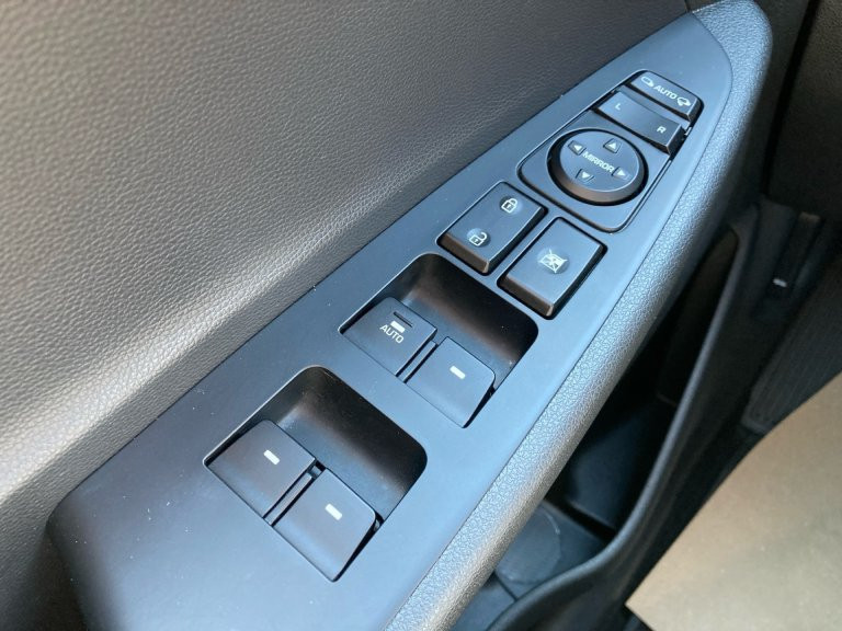Bild 14: Hyundai Tucson 1,6 GDi GO