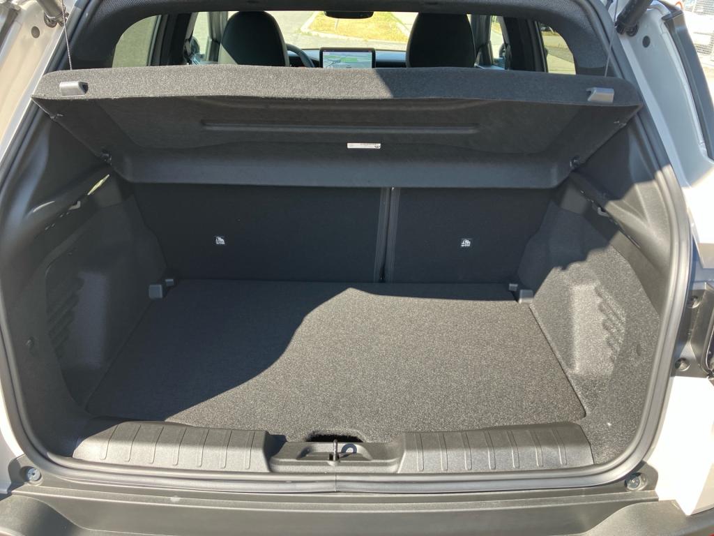 Bild 12: Jeep Avenger MHEV MY25 1.2 e-DCT6 e-Hybrid Summit