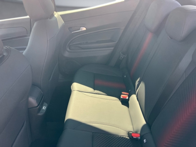 Bild 11: Alfa Junior Ibrida 1.2 Hybrid eDCT6