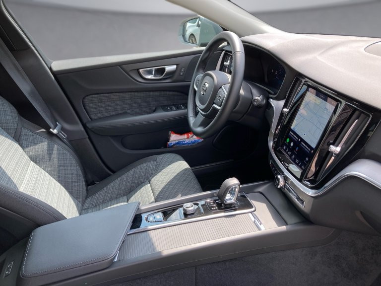 Bild 10: VOLVO PKW V60 Core, B4 Mild Hybrid, Benzin