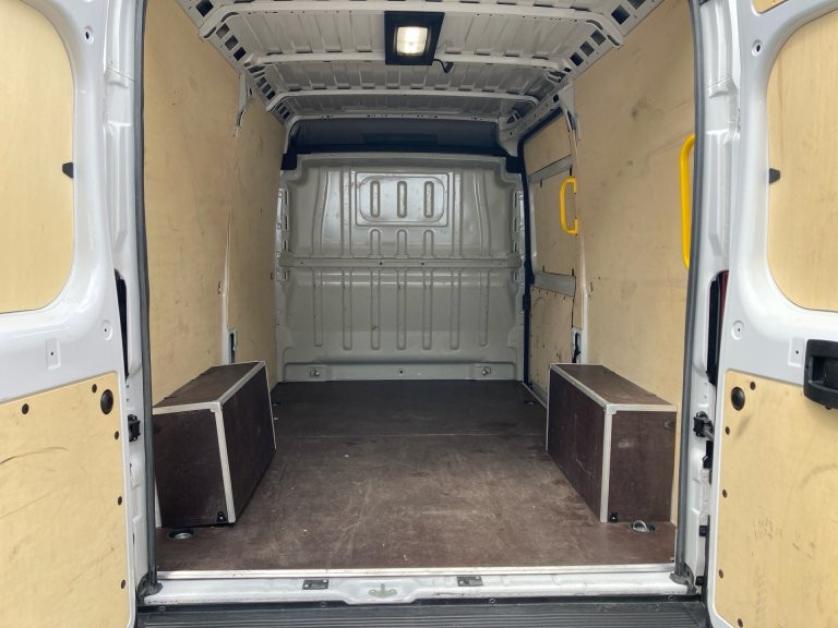 Bild 12: Fiat Transporter Ducato Kastenwagen L2H2 3500 140 MT