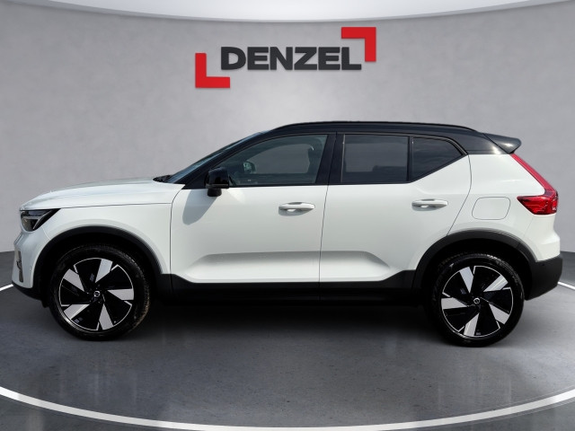 Bild 1: VOLVO PKW EX40 Plus, Single Motor Extended Range, Vollelektrisch