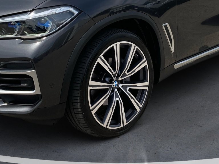 Bild 7: BMW X5 xDrive30d 48V Aut