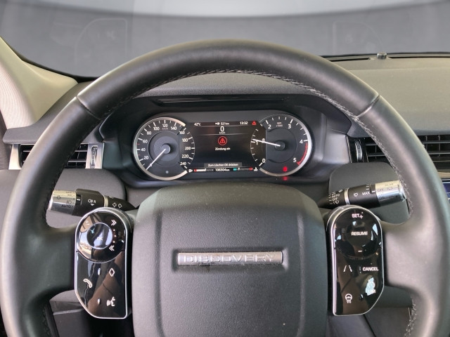 Bild 9: Land Rover Discovery Sport D150 Man