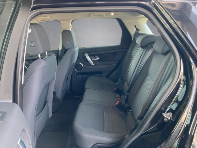 Bild 11: Land Rover Discovery Sport D150 Man