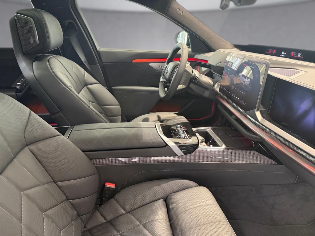 Bild 10: BMW i7 60 xDrive Limousine
