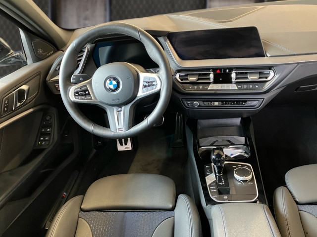 Bild 6: BMW 118d 5-Türer F40