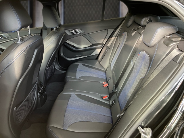Bild 8: BMW 118d 5-Türer F40