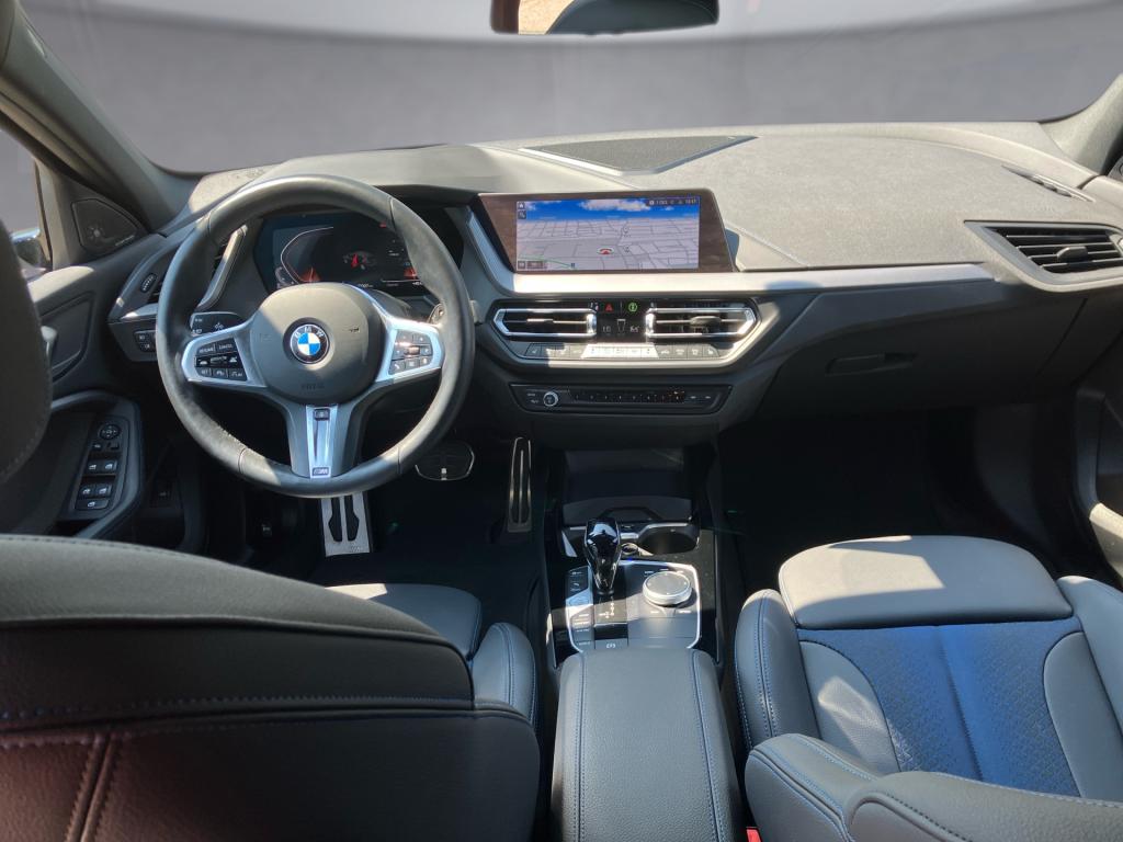 Bild 8: BMW 118d 5-Türer F40