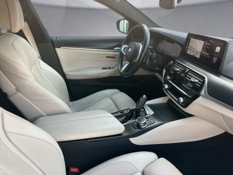 Bild 7: BMW 530e xDrive Touring G31 XB1