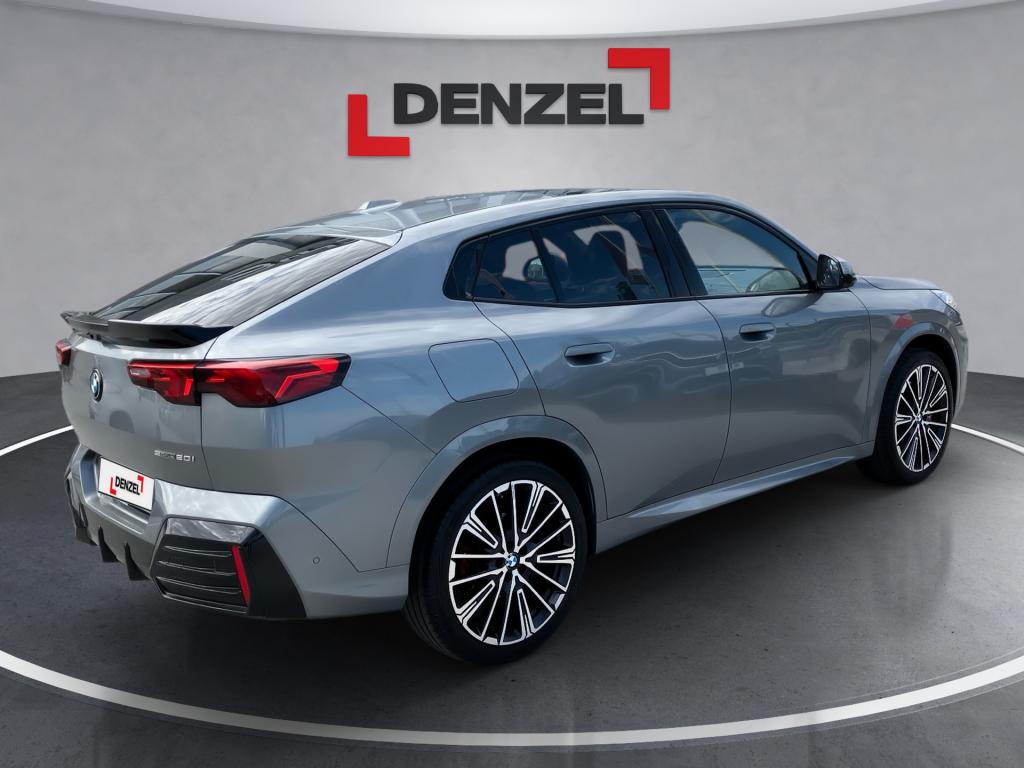 Bild 3: BMW X2 sDrive 20i U10