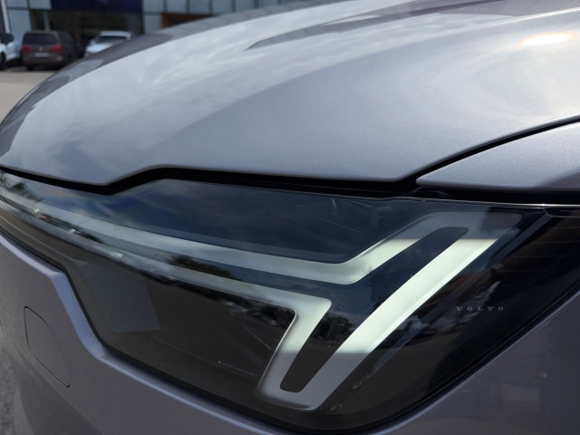 Bild 3: VOLVO PKW XC90 T8 Plug-In Hybrid Ultra Dark