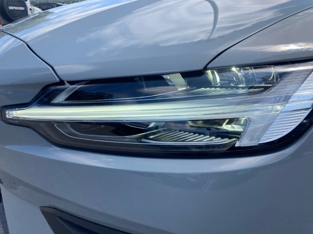 Bild 3: VOLVO PKW V60 Core, B4 Mild Hybrid, Benzin