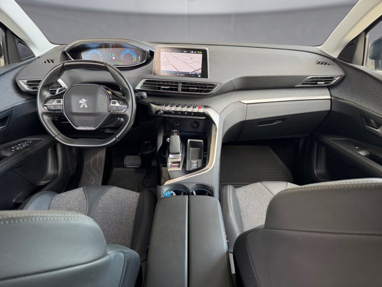 Bild 14: Peugeot Peugeot 3008 SUV Hybrid 225 PHEV