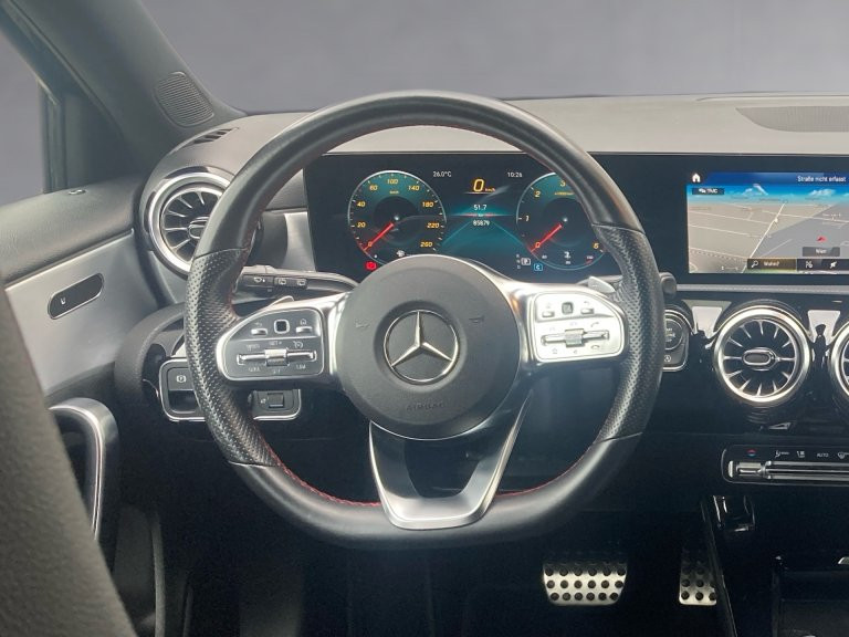 Bild 9: Mercedes A 200 d Aut.