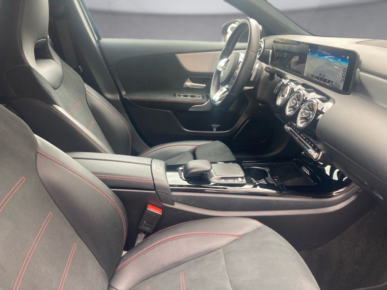 Bild 10: Mercedes A 200 d Aut.