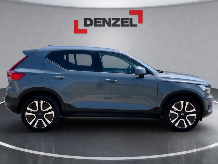 Bild 4: VOLVO PKW XC40 T5 PHEV FWD Momentum Pro Aut.