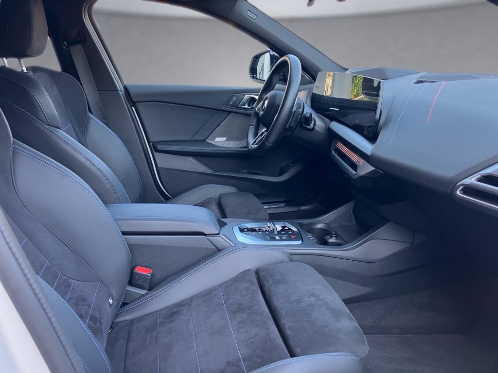 Bild 10: BMW 120 5-Türer F70 B38