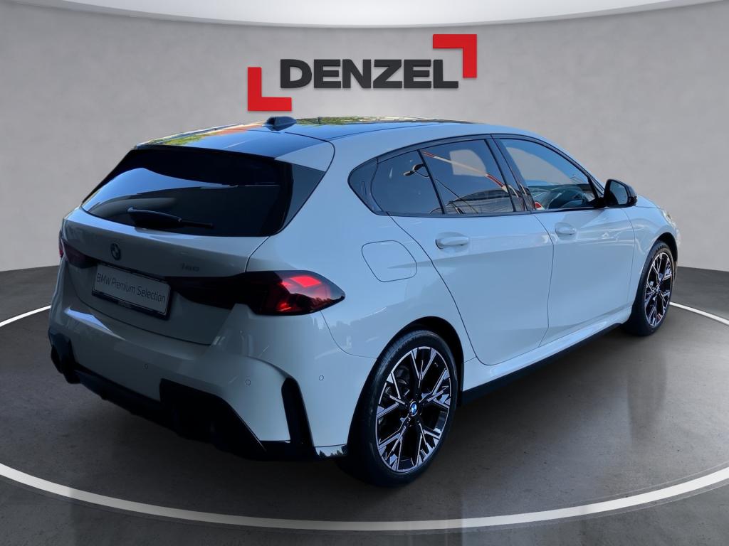 Bild 3: BMW 120 5-Türer F70 B38