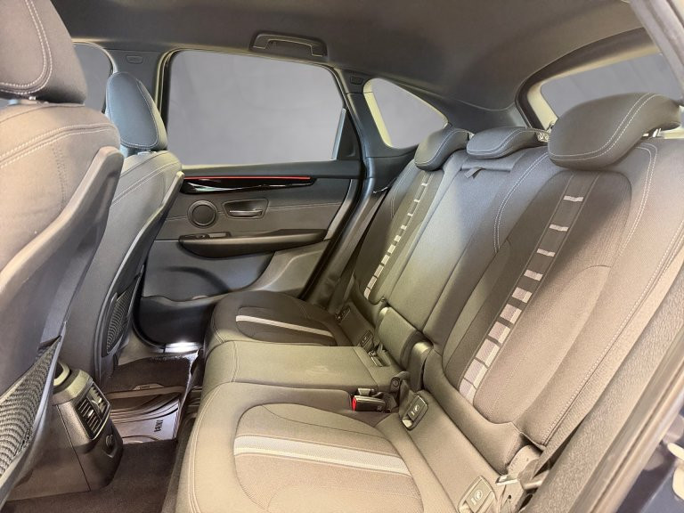 Bild 11: BMW 218d Active Tourer S