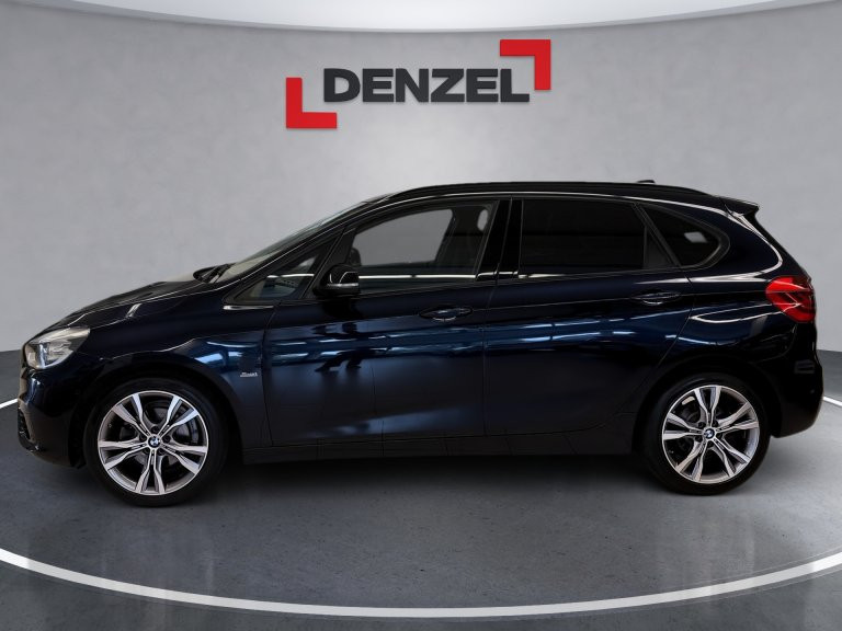 Bild 1: BMW 218d Active Tourer S
